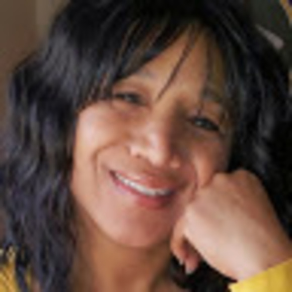 Meet your Posher, Joanne - Picture 1 of 1